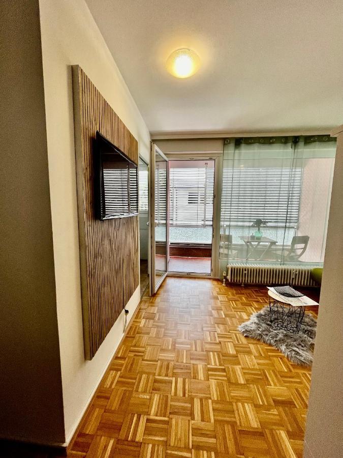 Ganze Ferienwohnung In Top Lage Mit Loggia Klagenfurt am Woerthersee Exterior photo