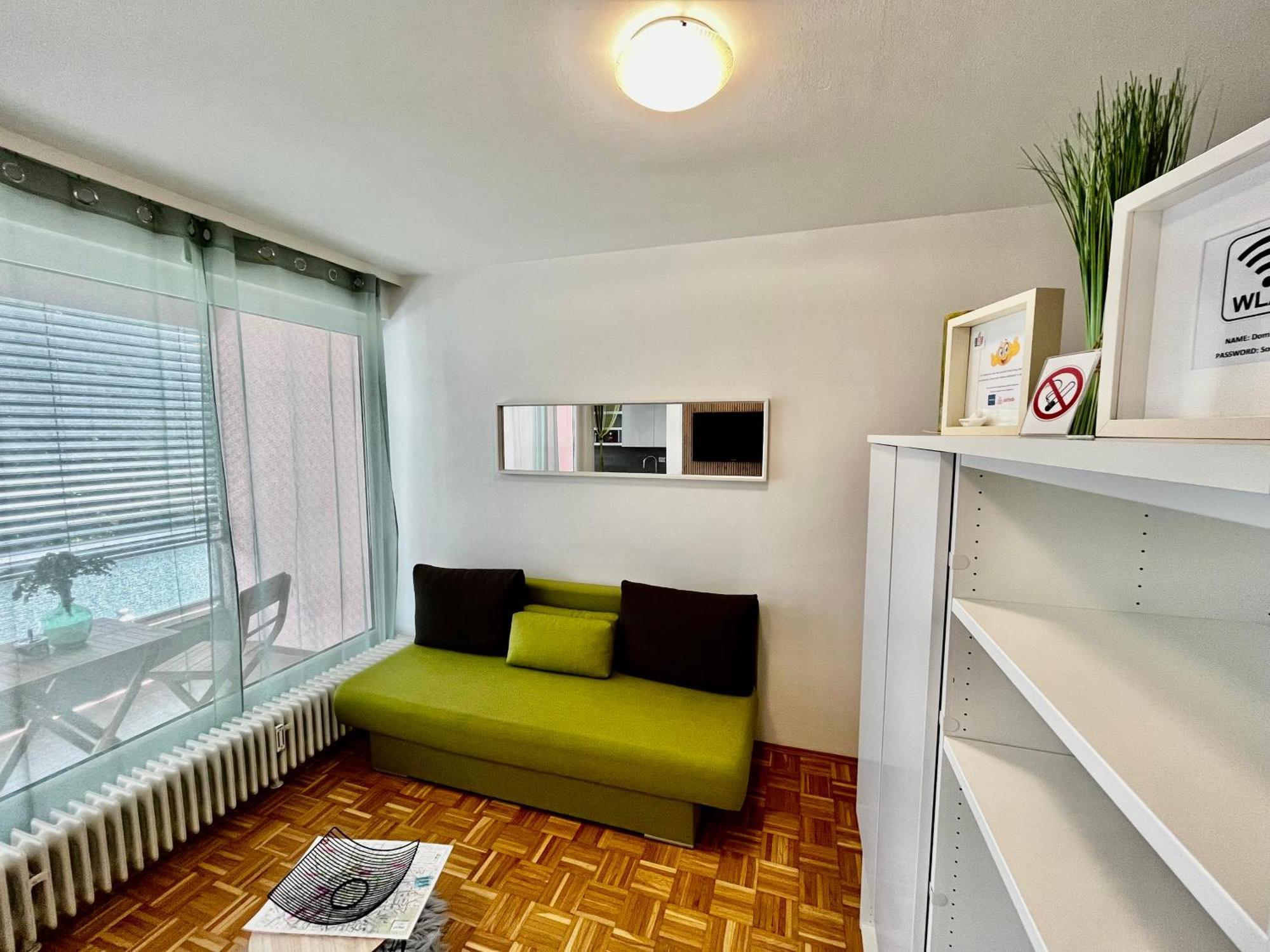 Ganze Ferienwohnung In Top Lage Mit Loggia Klagenfurt am Woerthersee Exterior photo